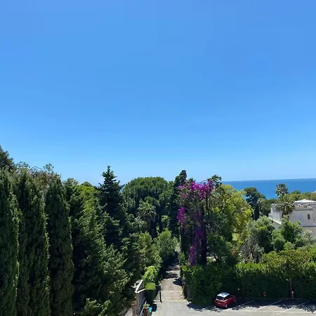 Moderne Avec Vue A * كان